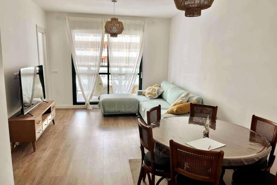 TV and multimedia, Living room, Dining area