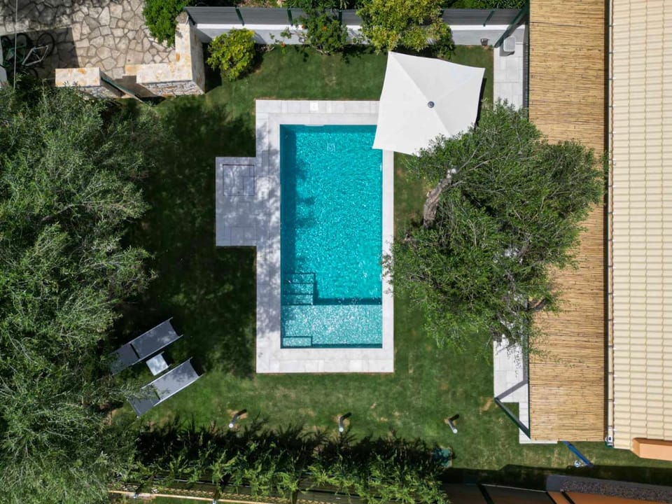Garden view, Garden view, Pool view, Pool view, Swimming pool