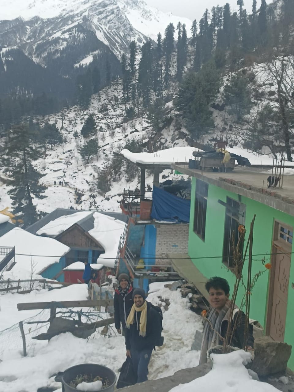 Vigyan Guest House Tosh Bed and Breakfast in Himachal Pradesh