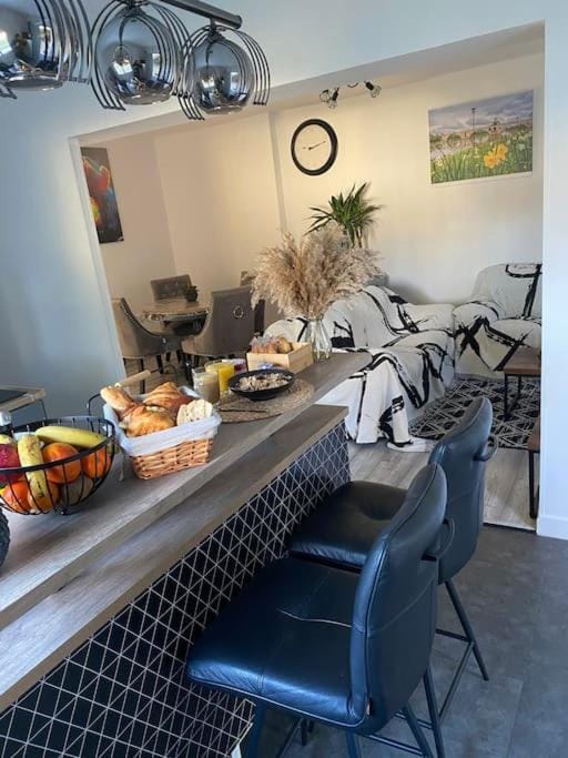 SPA jardin privé T3 indépendant dans Villa Apartment in Avignon
