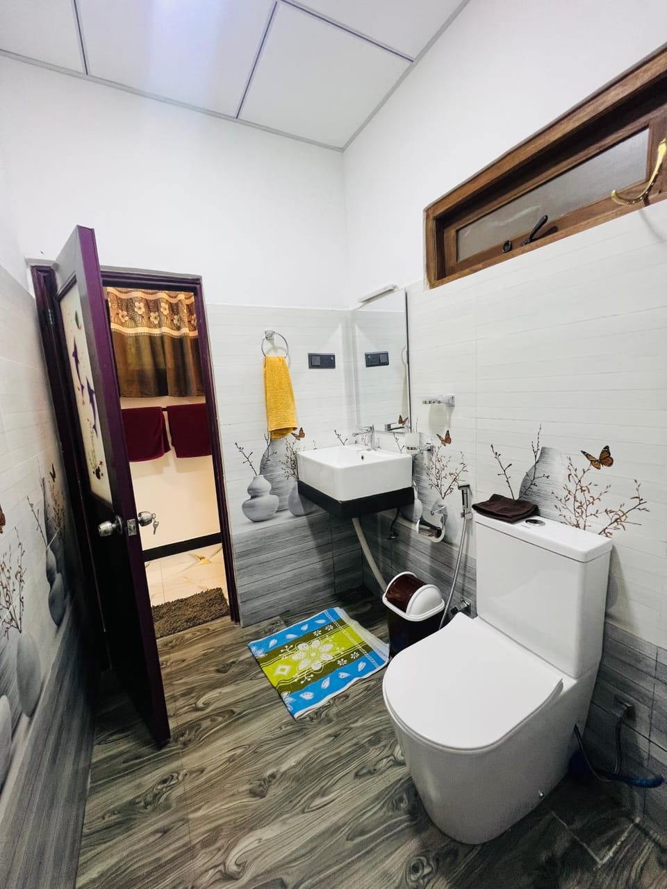 Shower, Toilet, Bathroom