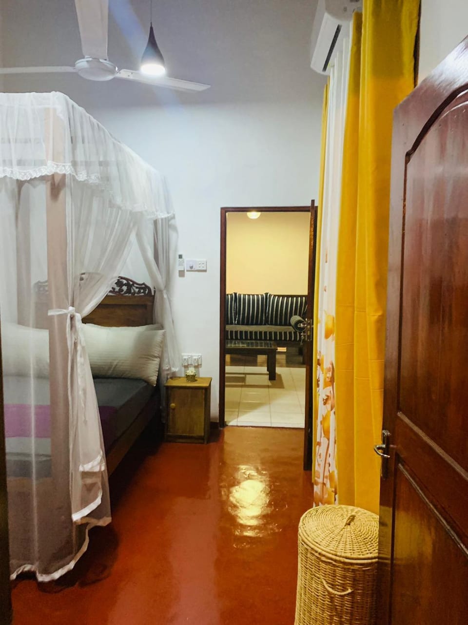 Photo of the whole room