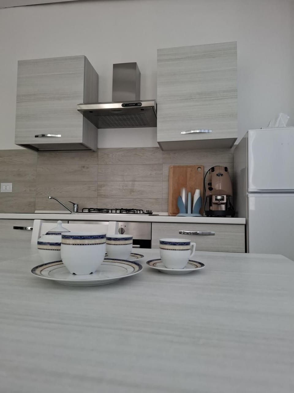 Kitchen or kitchenette, oven, stove