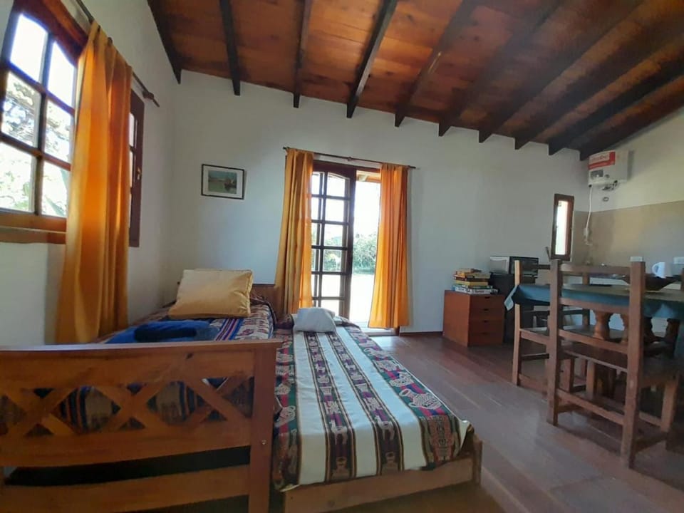 Living room, Photo of the whole room, Dining area, group of guests