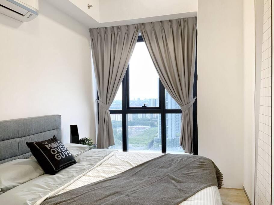 Bed, Bedroom, air conditioner