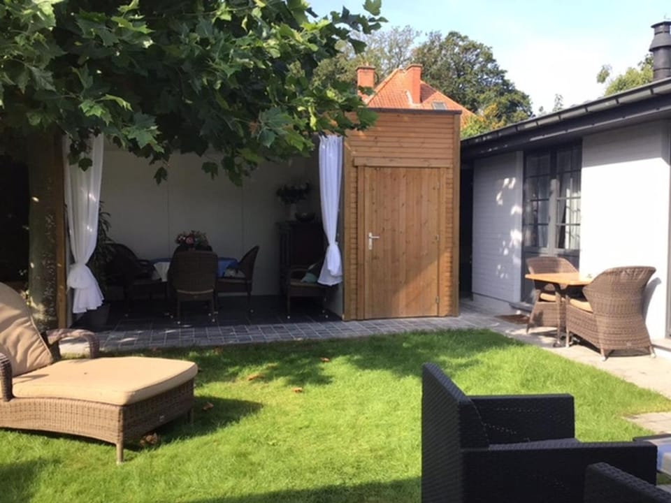 Garden, Garden view
