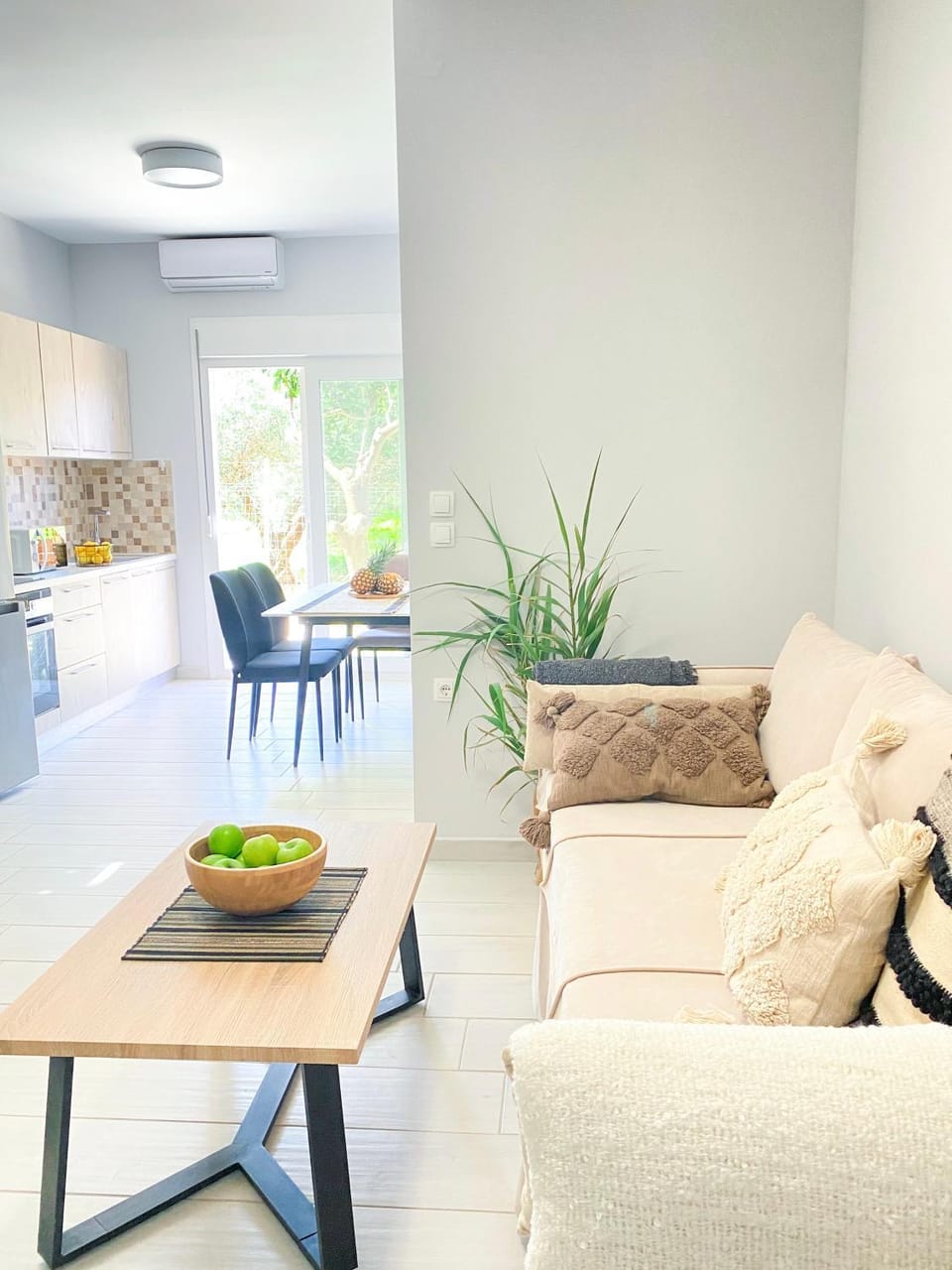 Communal lounge/ TV room, Kitchen or kitchenette