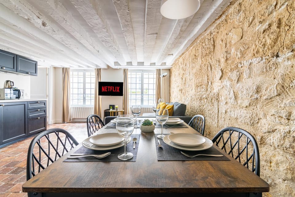 Appartement au coeur de Paris Île Saint-Louis Free Netflix Apartment in Paris