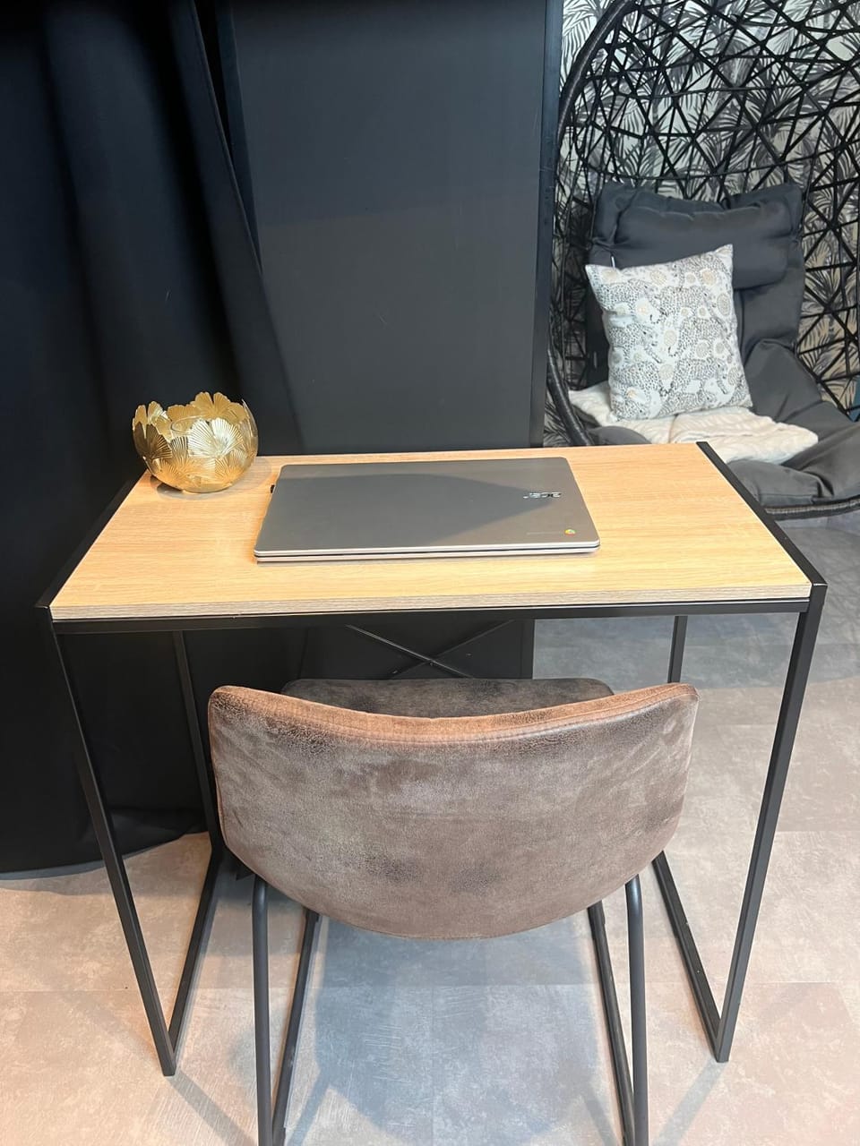 Suite l Instant suspendu maison 25m2 avec coin salon Wifi Netflix Maison Like and Love Duclair Vacation rental in Normandy