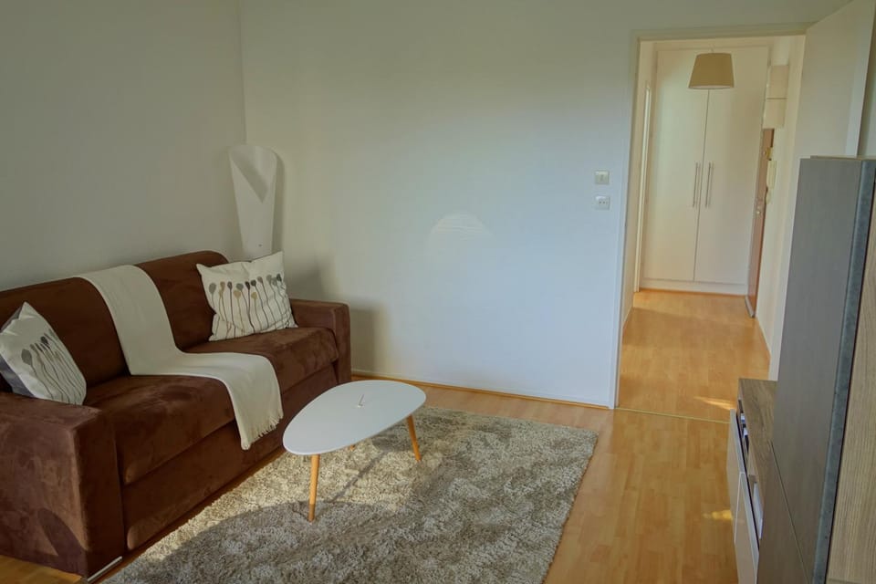 Arbres & Tennis Apartment in Strasbourg