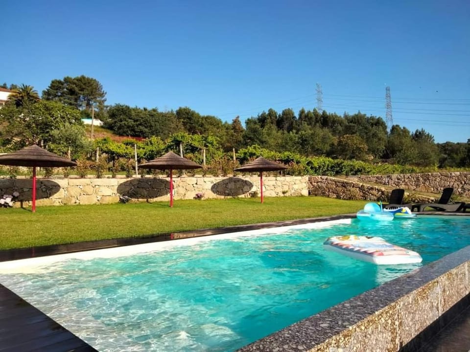 Penedo Village House in Porto District