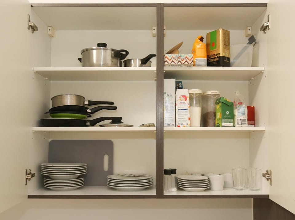 Coffee/tea facilities, Kitchen or kitchenette, microwave, minibar