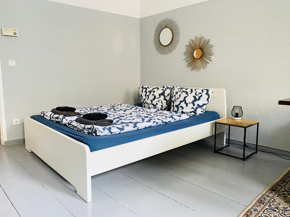 Gemütliche 2-Zimmer Wohnung mit kleinen Bad Apartment in Berlin