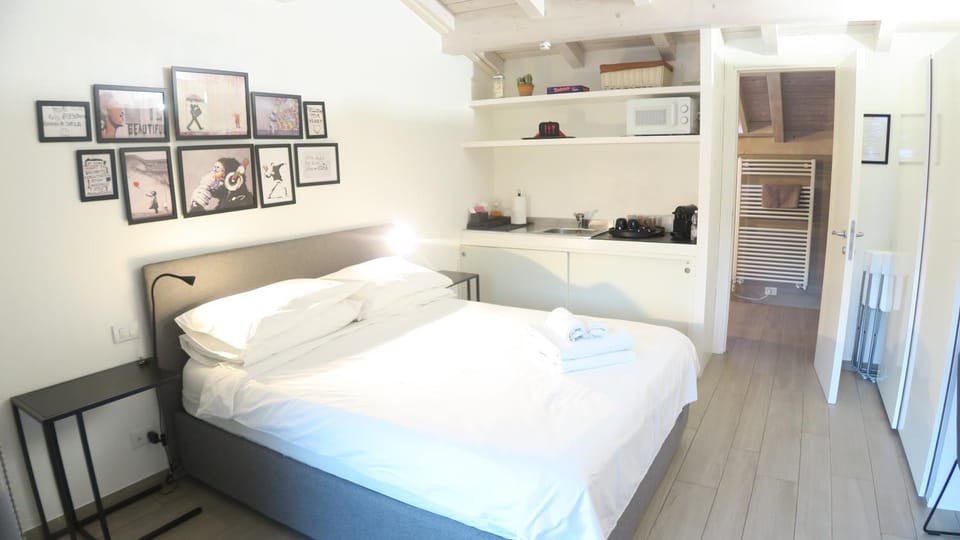 OnSuite With Wiew Near COMO Apartment in Lombardy