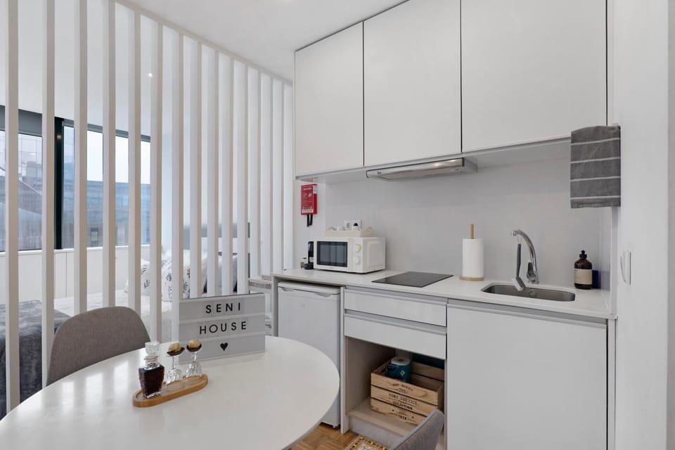 Kitchen or kitchenette, Living room