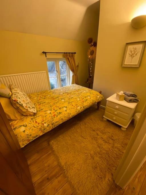 Luxury Cottage Dog friendly with Hot Tub House in Cotswold District