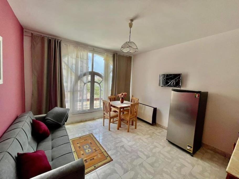 Villa 2 apartment 4 village veiw infront of Palma de Meritee Apartment in Hurghada