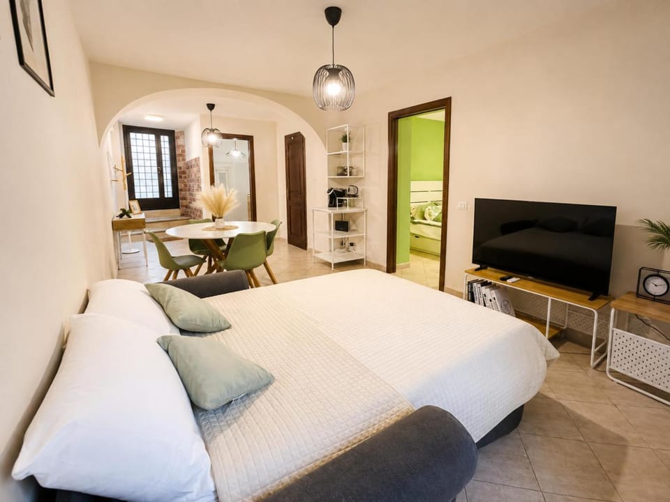 Castrum Home - Castelli Apartments House in Lazio