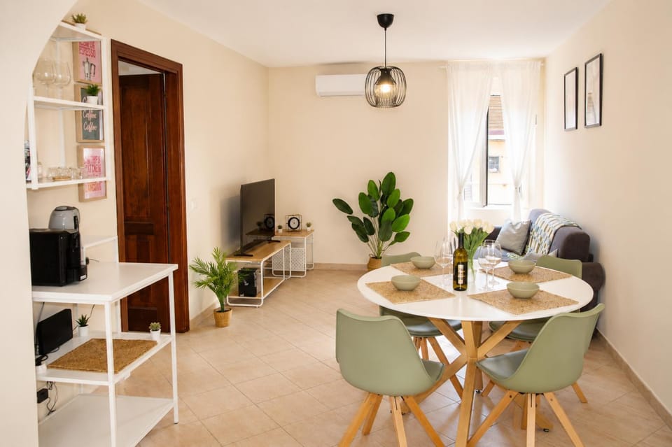 Castrum Home - Castelli Apartments House in Lazio