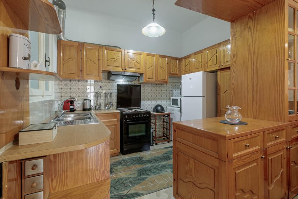 Coffee/tea facilities, Kitchen or kitchenette, minibar, pet friendly, stove, toaster