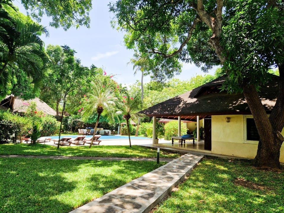Garden view, Pool view