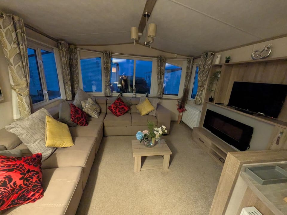 St Marys Light house, Caravan Rentals Campground/ 
RV Resort in Whitley Bay