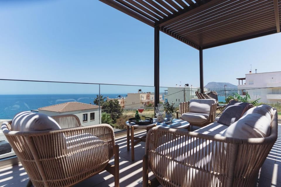 Luxury Sunset Villa with Private Pool & Sea Views Villa in Crete Region