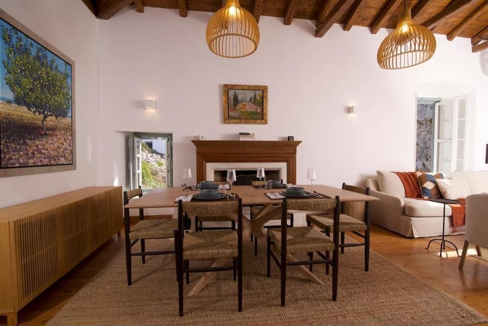 Mansion Veranda Villa in Islands