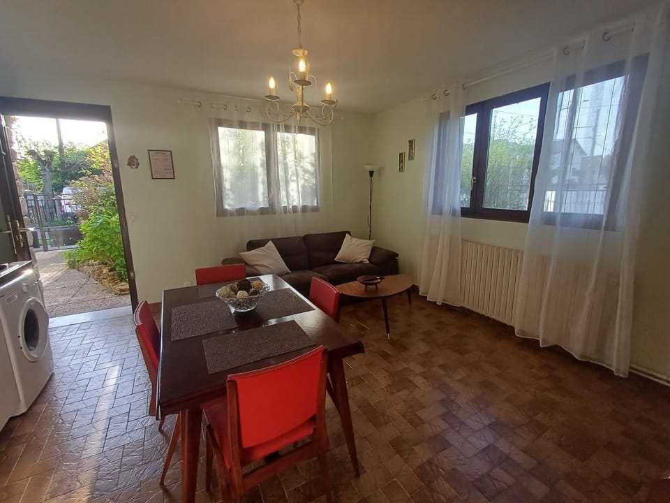 Bel appart F2-5 mn Aéroport d'Orly Apartment in Île-de-France