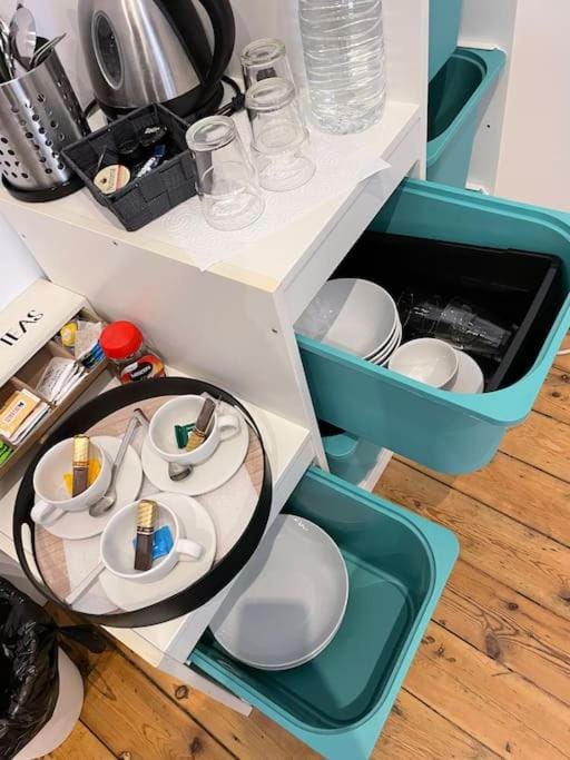 Coffee/tea facilities