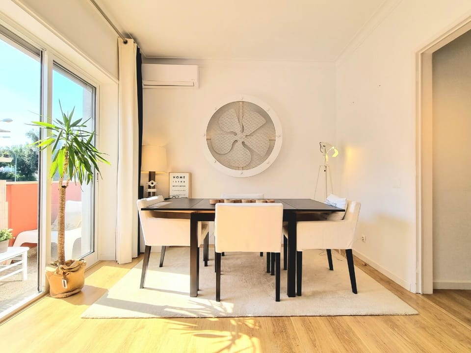 Dining area, air conditioner