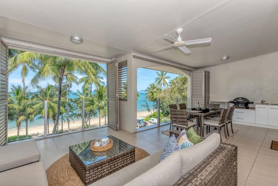 Opal Dreams - Your Gateway to Beachfront Bliss Apartment in Palm Cove