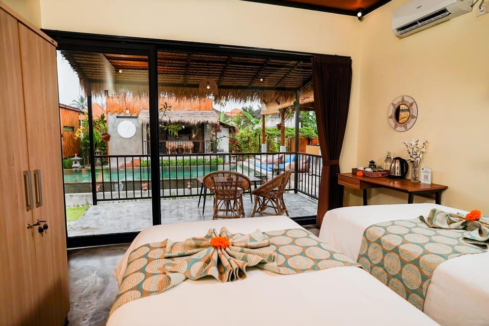 Bed, Bedroom, air conditioner