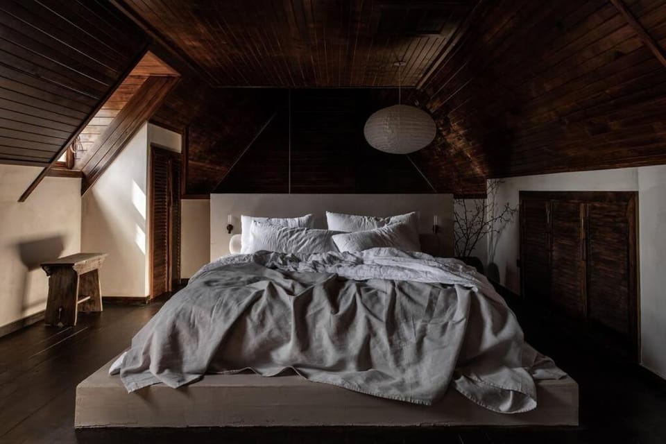 SABI Award Winning Designer Cabin Cabin in Binalong Bay