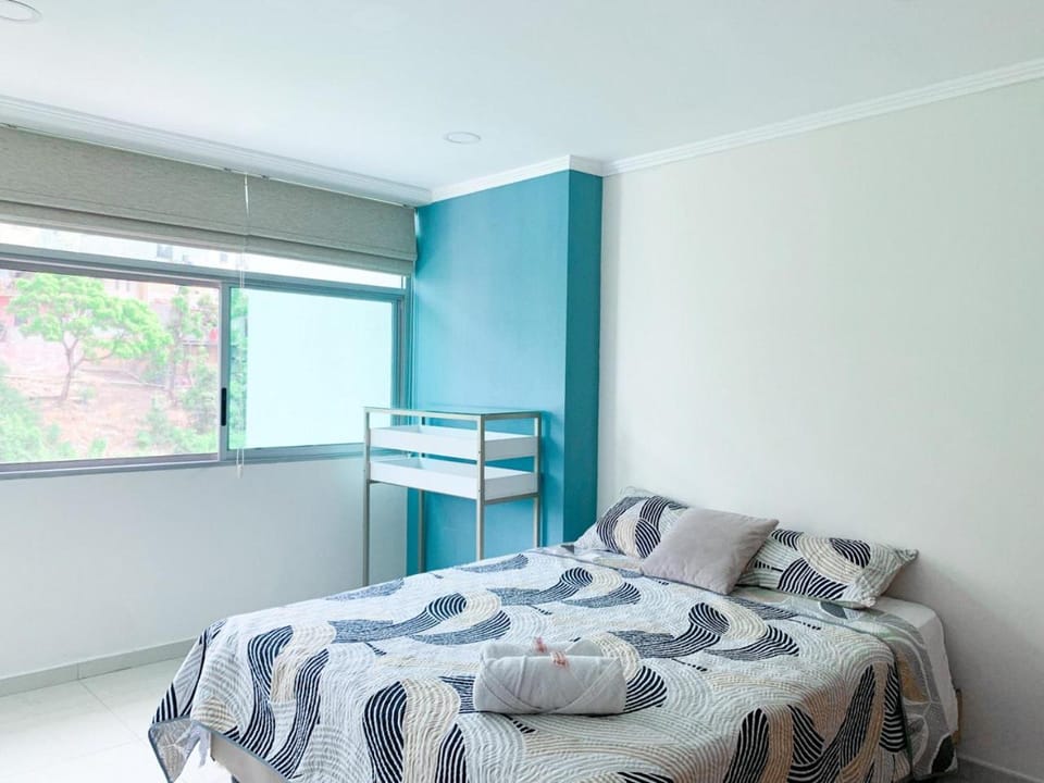 Bed, Photo of the whole room, Bedroom, City view, towels