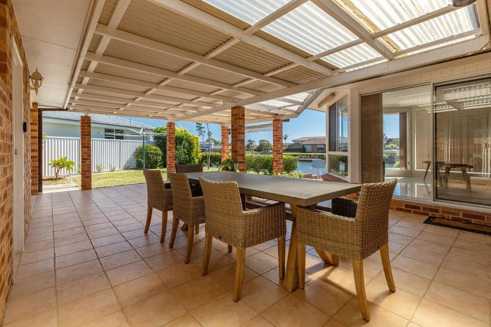 Patio, View (from property/room), Balcony/Terrace