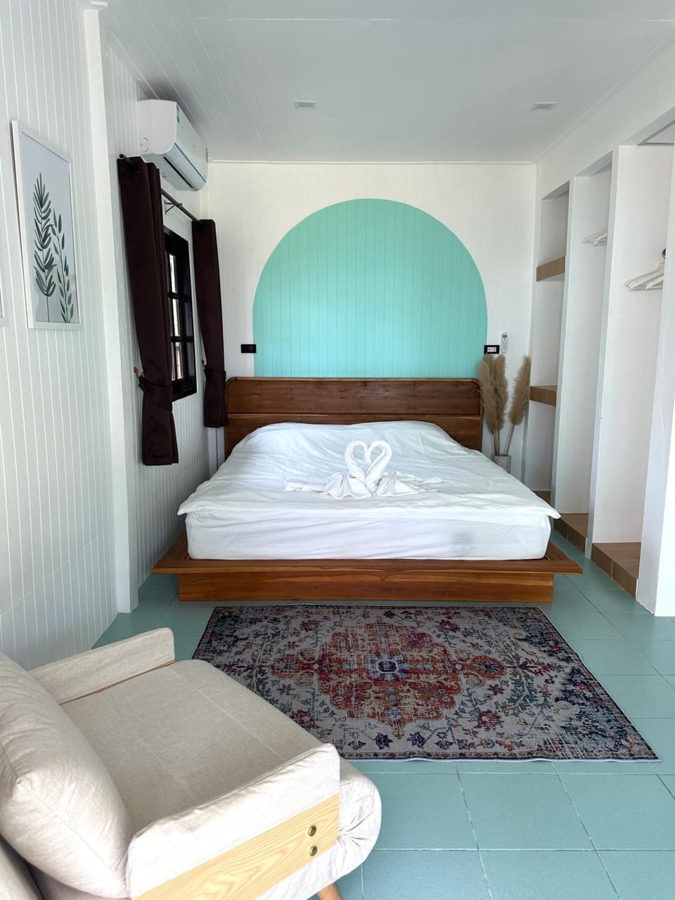 Bed, Photo of the whole room, Bedroom, towels, wardrobe