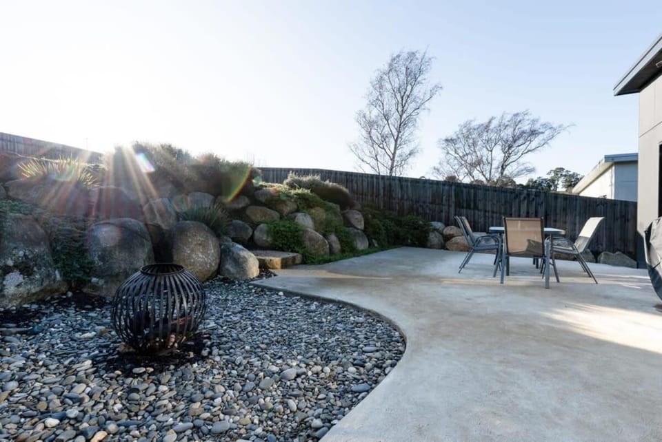 Modern & Convenient in Newstead House in Tasmania