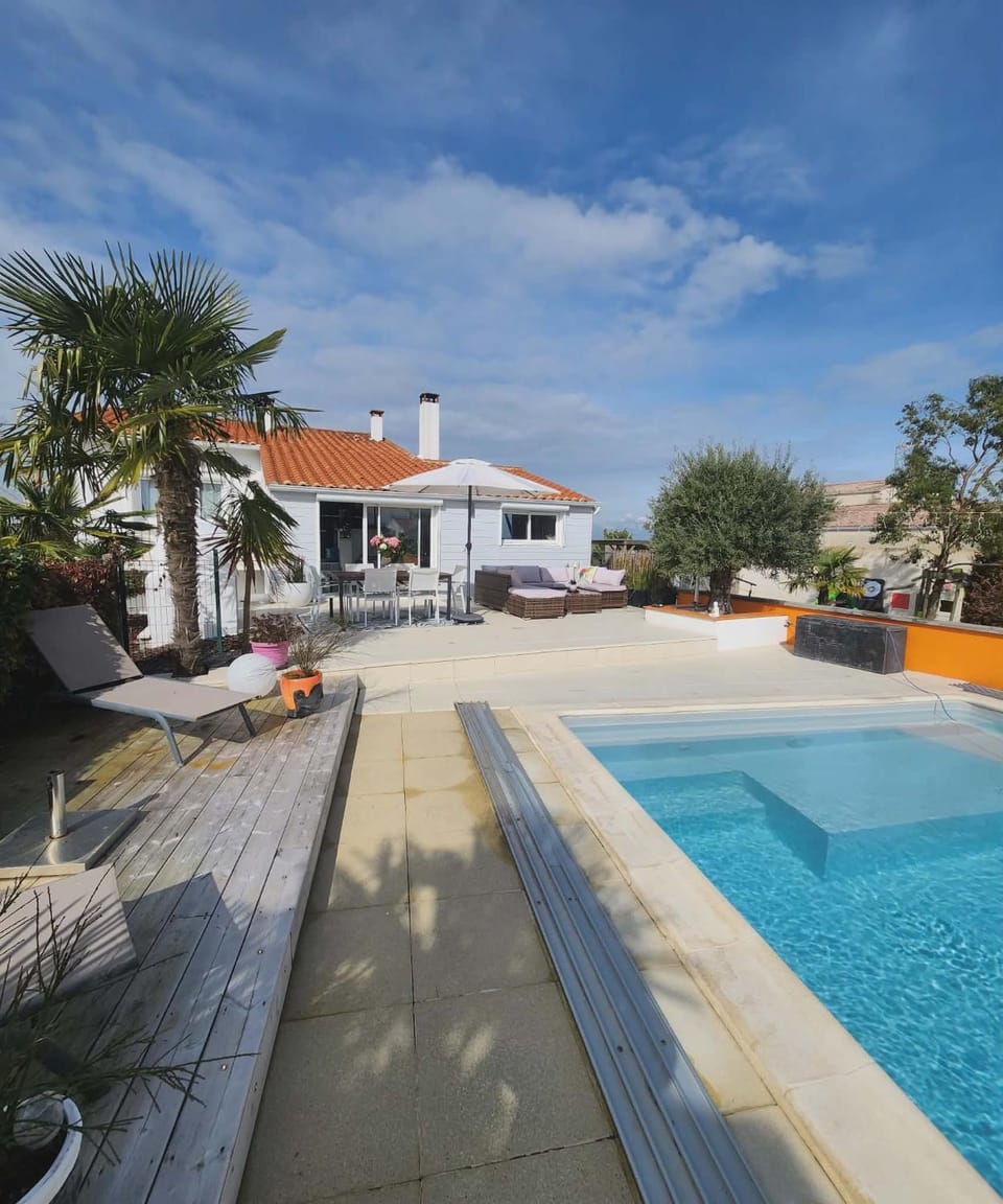 Villa Haut de gamme " La Villa Paradise" House in Pays de la Loire