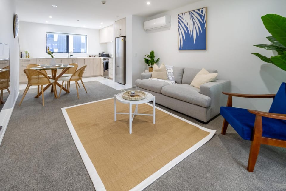 Kitchen or kitchenette, Living room, Photo of the whole room, Decorative detail, Dining area, air conditioner