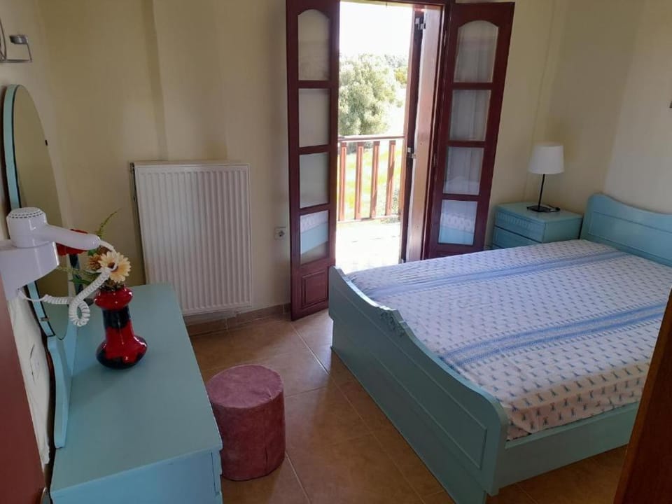 Bed, Bedroom, internet