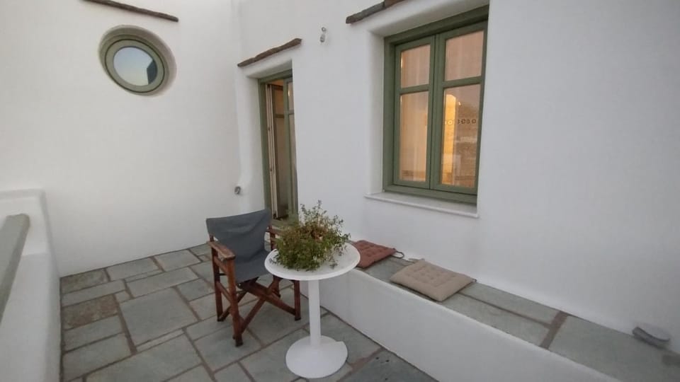 LEVANDA PAROS HOUSE Apartment in Paros, Greece
