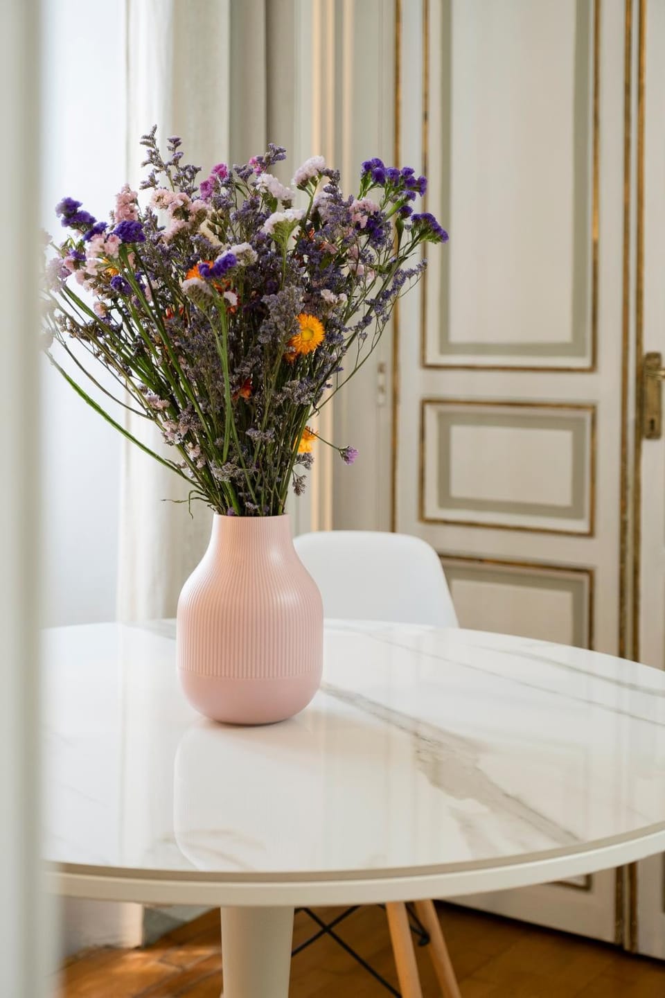 Decorative detail, Dining area