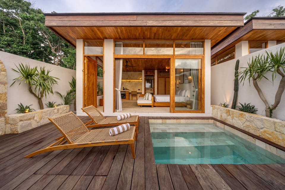 Seating area, Pool view, Swimming pool
