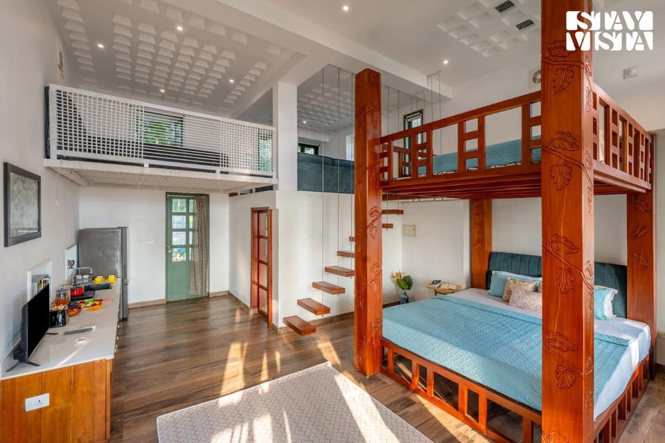 Bedroom, bunk bed