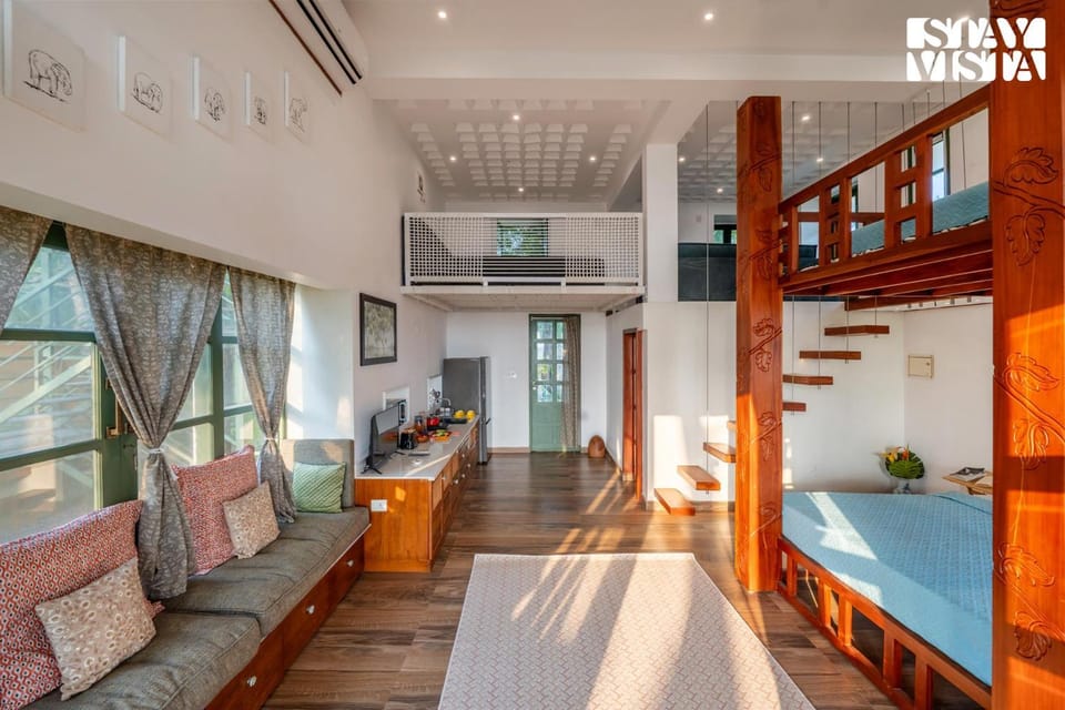 Bedroom, bunk bed