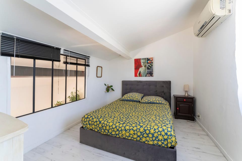 Property building, Living room, Bedroom
