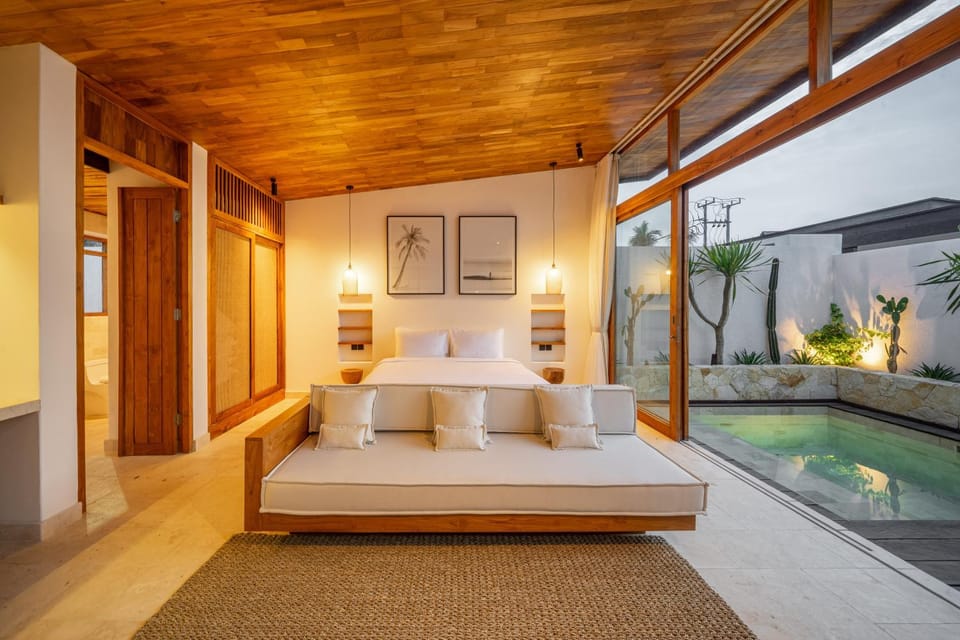 Living room, Bedroom