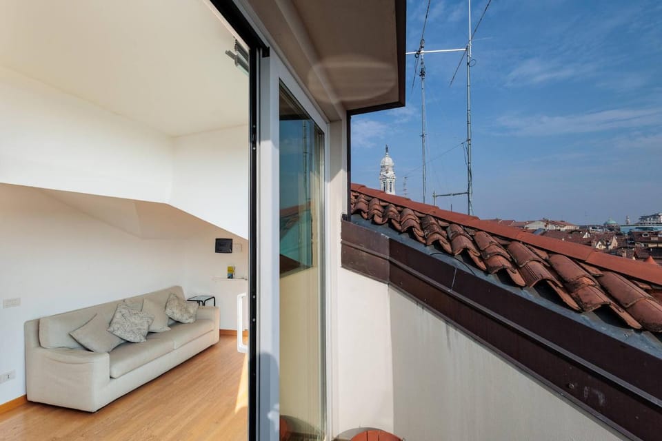 Day, View (from property/room), Balcony/Terrace, Living room, Other, Seating area