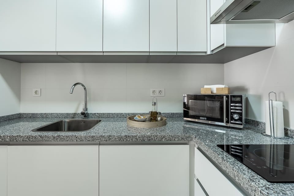 Kitchen or kitchenette, Living room